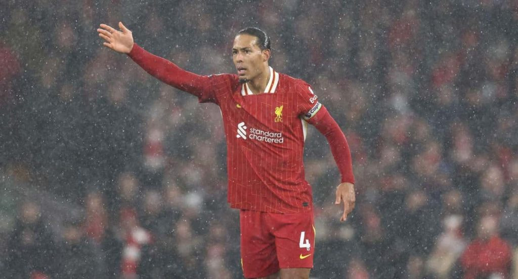 Van Dijk, durante el Liverpool-Manchester United.