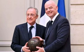 Florentino Pérez, presidente del Real Madrid, y Gianni Infantino, presidente de la FIFA.