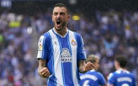 Joselu celebra un gol con el Espanyol.