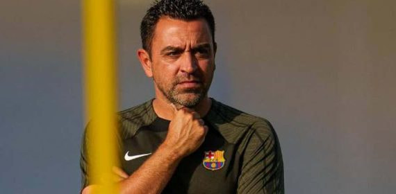 Xavi Hernández durante un entrenamiento con el Barça el curso pasado.