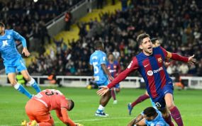 Sergi Roberto, celebrando un gol con el Barcelona.