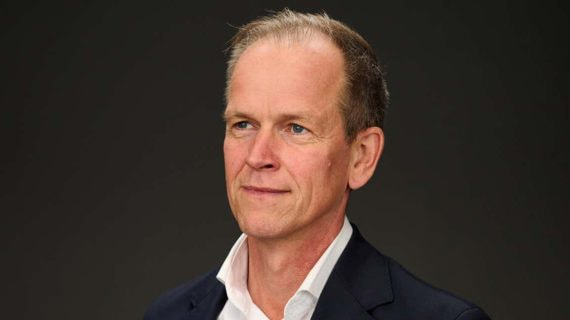 Richard Plugge es, desde 2012, el mandamás del Visma-Lease a Bike.