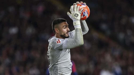 Leo Román tras una parada en Barcelona.