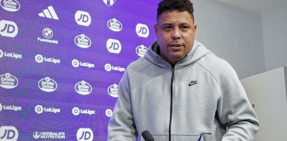 Ronaldo, presidente del Real Valladolid, en rueda de prensa.