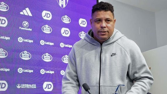 Ronaldo, presidente del Real Valladolid, en rueda de prensa.