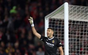 Rulli, durante el partido del Villarreal ante el Liverpool.