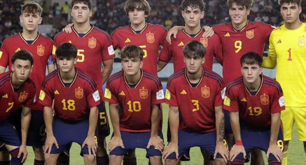 Alineación de la Selección sub-17 frente a Japón.