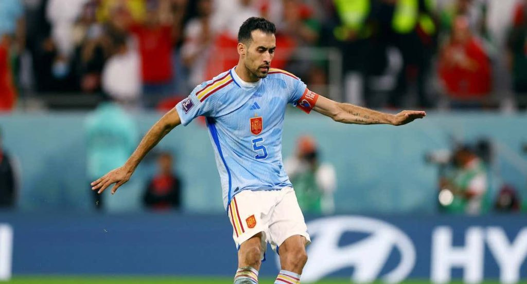 Sergio Busquets, en acción con la selección.