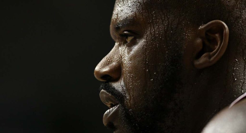 Shaquille O'Neal durante un partido contra los Indiana Pacers.