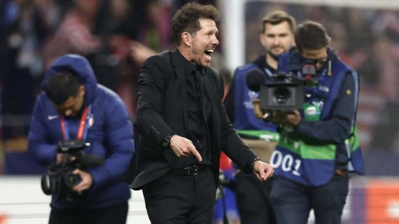 Simeone celebra la victoria en los penaltis ante el Inter.
