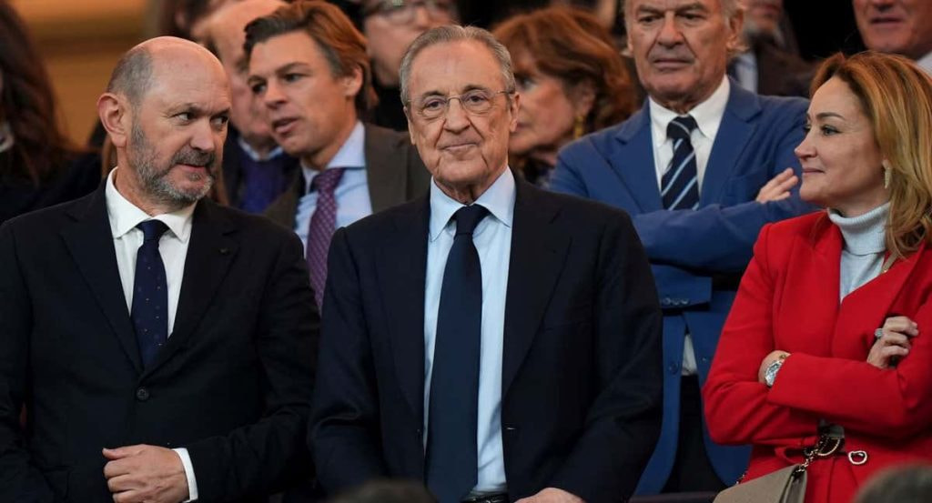 Rafaél Louzán, junto a Florentino Pérez.