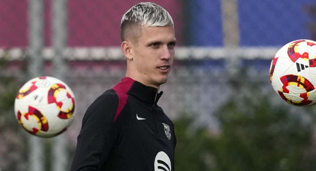 Dani Olmo, en un entrenamiento del Barcelona.