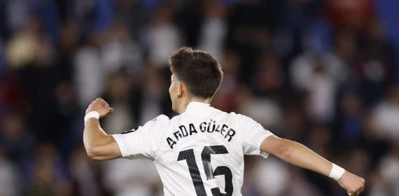 Arda Güler, con el Real Madrid.