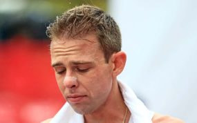 Galen Rupp, uno de los pocos deportistas que aún utilizan tiras nasales.