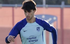Joao Félix ejercitándose con el Atlético, en la sesión del lunes 26 de diciembre en Majadahonda.