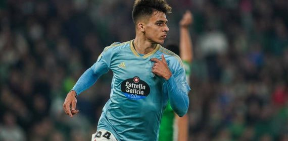Gabri Veiga celebra un gol con el Celta esta temporada.