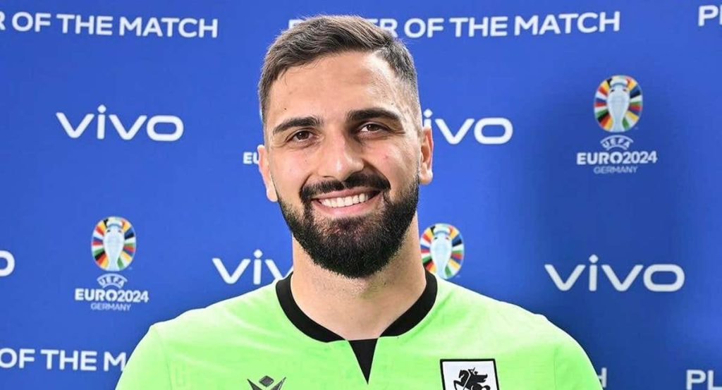Mamardashvili tras ser MVP en un partido de la Eurocopa.