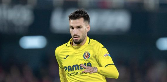 Álex Baena con el Villarreal.