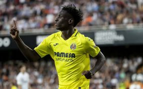 Nico Jackson celebra un gol con el Villarreal.