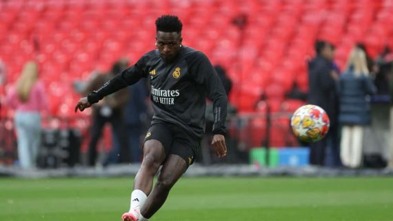 Vinicius, durante el entrenamiento de ayer en Wembley.