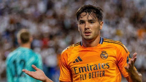 Brahim Díaz celebra un gol con el Real Madrid.
