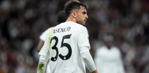 Raúl Asencio, durante el Real Madrid-Manchester City.