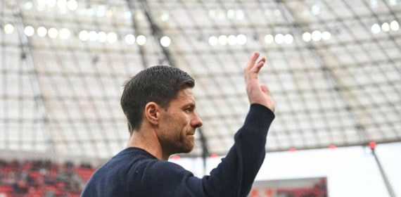 Xabi Alonso, con el Bayer Leverkusen.
