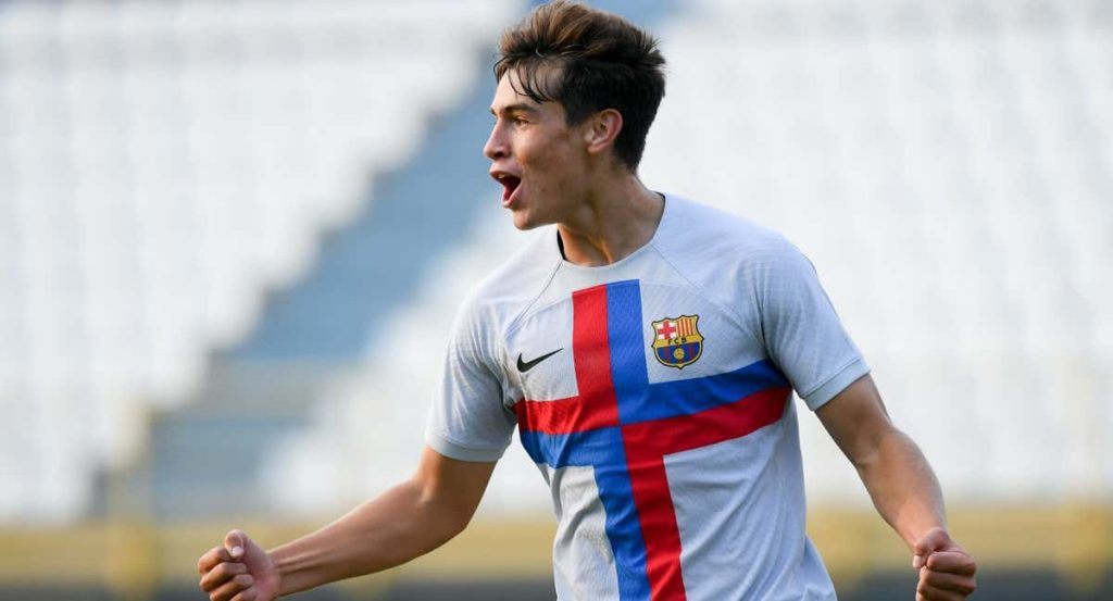 Marc Guiu tras marcar un gol con el juvenil blaugrana.