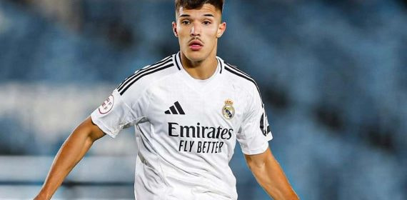 Yusi, en un partido con el Real Madrid.