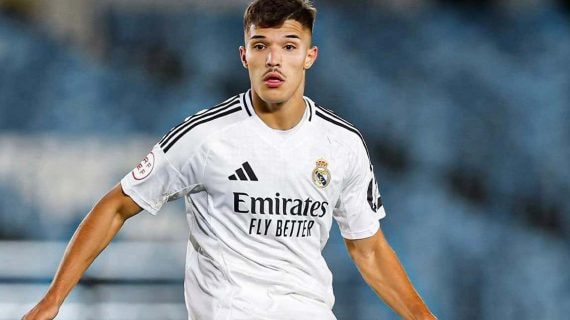 Yusi, en un partido con el Real Madrid.