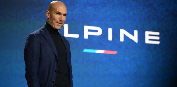 Zidane, durante un evento de Alpine, marca de la que es embajador.