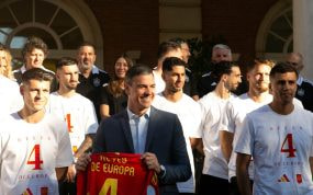La selección española posa tras ganar la Eurocopa 2024, antesala de su lista para el Mundial 2026