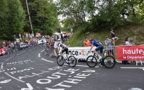 Mikel Landa ataca en la subida final de la decimoquinta etapa del Tour de Francia de 2023