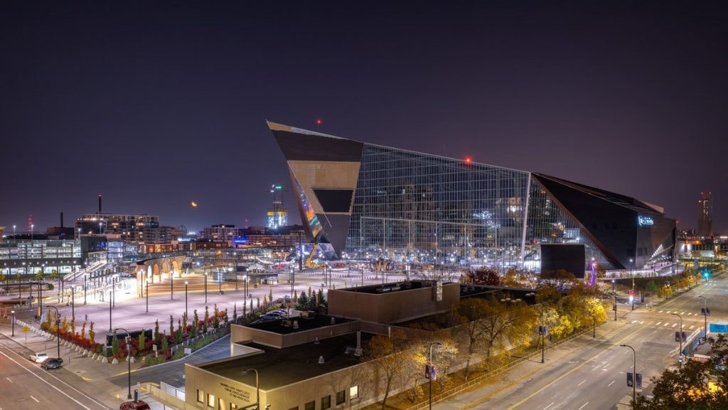 El U.S. Bank Stadium de Minneapolis, sede de las dos noches de SummerSlam 2026, visto desde el exterior
