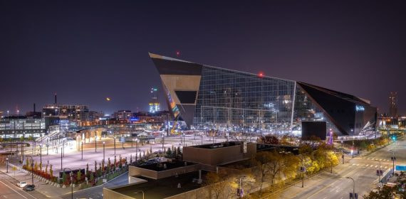 El U.S. Bank Stadium de Minneapolis, sede de las dos noches de SummerSlam 2026, visto desde el exterior