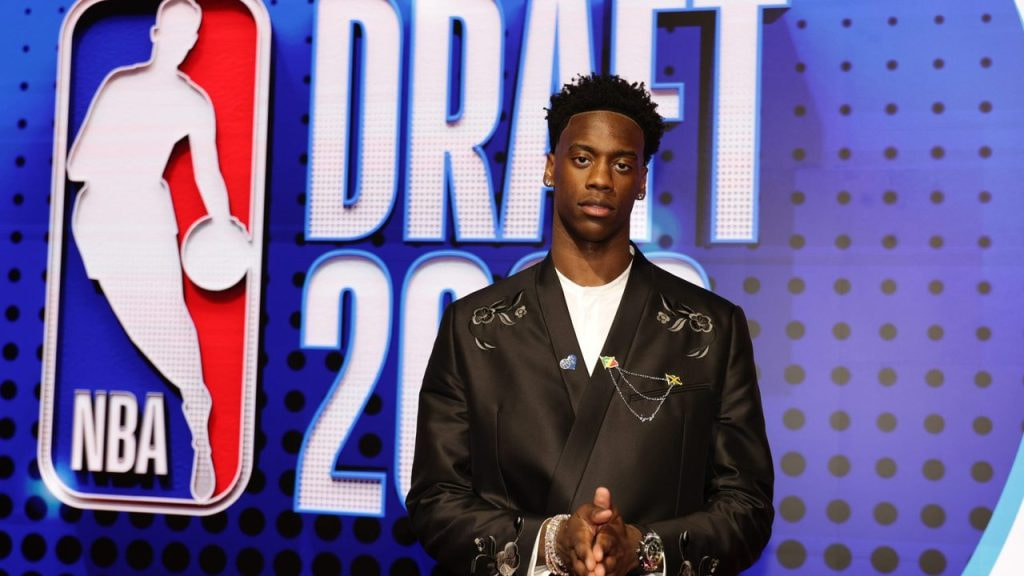 El número uno del draft de la NBA 2026, AJ Dybantsa, durante la celebración del sorteo en Nueva York.