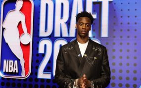 El número uno del draft de la NBA 2026, AJ Dybantsa, durante la celebración del sorteo en Nueva York.