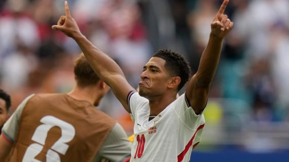 Jude Bellingham celebra el sexto gol de Inglaterra ante Francia en el partido por el tercer y cuarto puesto del Mundial 2026.