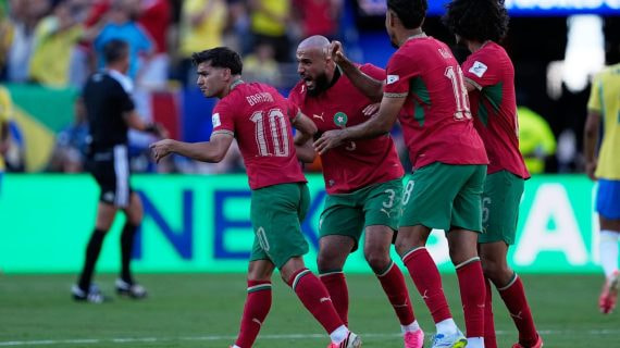 Brahim Díaz celebra junto a sus compañeros de Marruecos en el Mundial 2026.