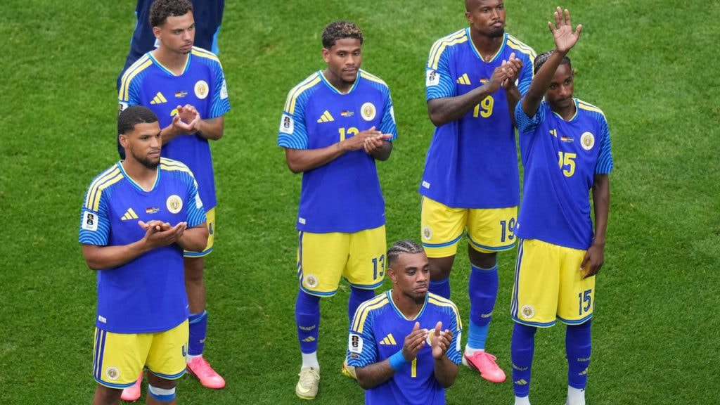 La selección de Curazao se despide de su afición tras caer en la fase de grupos del Mundial 2026.