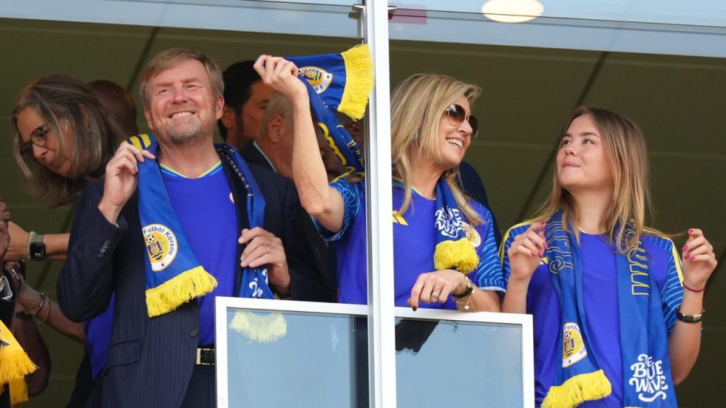 La familia real neerlandesa, animando en las gradas a la selección de Curazao durante el Mundial 2026.