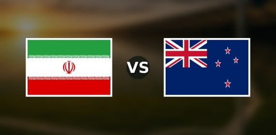Banderas de Irán y Nueva Zelanda enfrentadas sobre un campo de fútbol difuminado, pronóstico del Mundial 2026