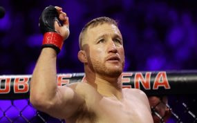 Justin Gaethje, rival de Ilia Topuria en el UFC de la Casa Blanca, en el octágono de la T-Mobile Arena