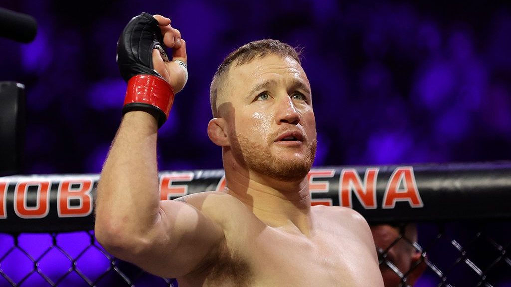Justin Gaethje, rival de Ilia Topuria en el UFC de la Casa Blanca, en el octágono de la T-Mobile Arena