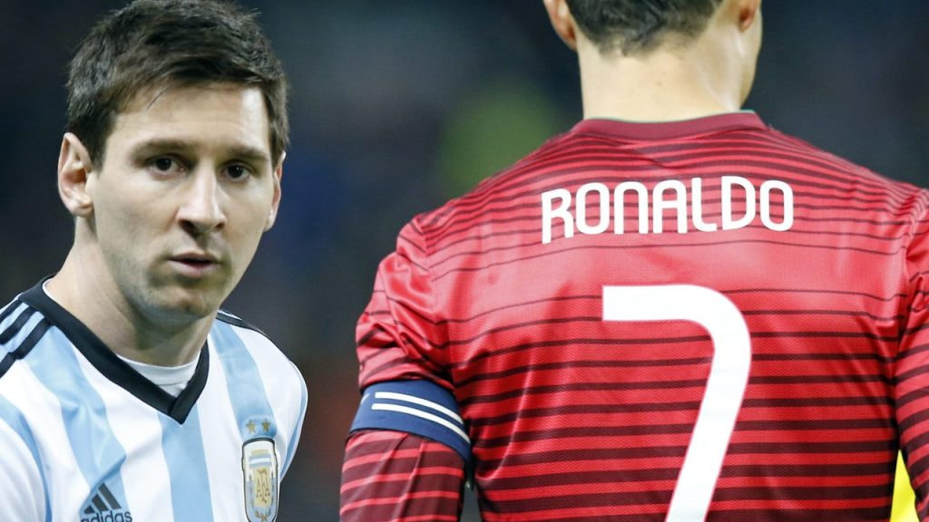 Lionel Messi y Cristiano Ronaldo, en un partido amistoso entre Argentina y Portugal.