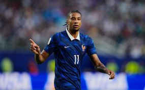 Michael Olise durante el partido de fase de grupos del Mundial 2026 entre Francia e Irak.