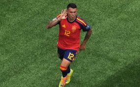Pedro Porro celebra el gol anotado ante Austria en los dieciséisavos de final del Mundial 2026.