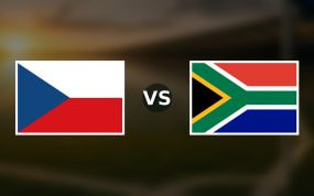Banderas de República Checa y Sudáfrica enfrentadas sobre un campo de fútbol difuminado, pronóstico del Mundial 2026