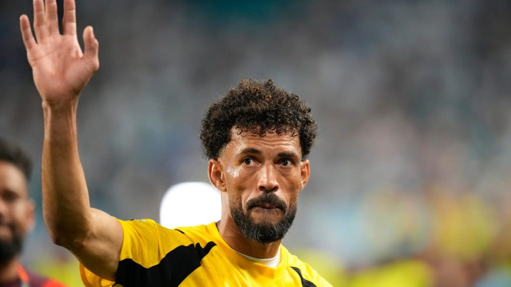 Vozinha saluda a la afición en su despedida del Mundial 2026 tras la eliminación de Cabo Verde