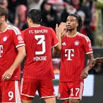 Varios jugadores del Bayern de Múnich celebran uno de los goles en la victoria por 5-1 ante el Stuttgart en el estreno de la Bundesliga 2026/27.